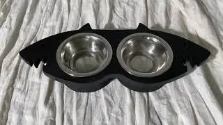 Миска для собак на подставке Shark