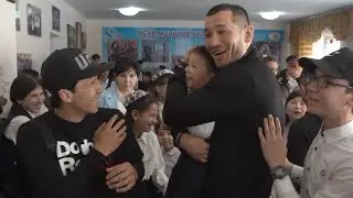 Mahmud Murodov "MPL" turniri chiptalari sotuvidan tushgan mablag‘ni mehribonlik uyiga xayriya qildi