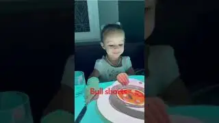 How is dinner served in modern restaurants?