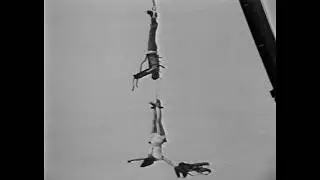 p - Video 14 - Escapologist Karl Bartoni - At a Barratt's Event