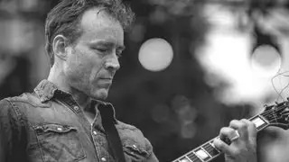 Low - Do you know how to waltz? (Live at Rock the Garden 2013)