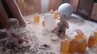 Пока бабушки не было !