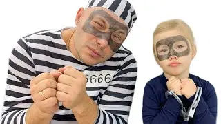 Полицейский Ловит Воришку