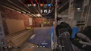 Нарезка по R6Siege (Rainbow Six Siege). Сочетание дробовика, слабоумия, отваги, везения и магии Пони