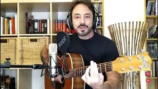 Итальянец красиво поёт и играет на гитаре: песня джелато шоколато Пупо