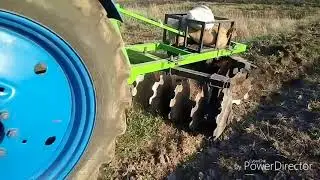 Підготовка поля до посіву сої. Трактор Т-40
