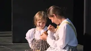Спектакль 