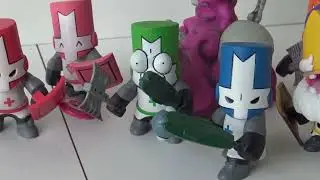 ULTRA Rare Castle Crasher Figure Statues ... They Are AWESOME ! 😍