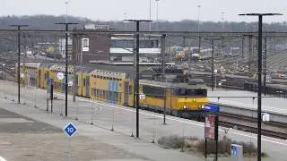 DD-AR met loc 1759 stopt op station Amersfoort - 22 februari 2019