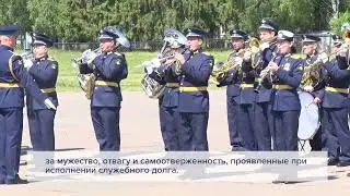 Родственникам летчика Алексея Тарасова, погибшего в ходе СВО, передана Звезда Героя России