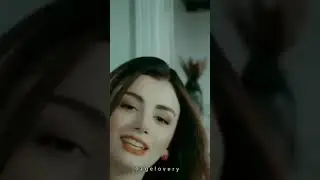 Özge Yağız