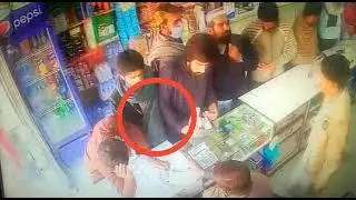عبد لحکیم. میڈیکل سٹور سے نو سر باز موبائل فون چوری کرتے ہوئے