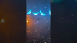 Travis Scott performing Sicko Mode live with Drake