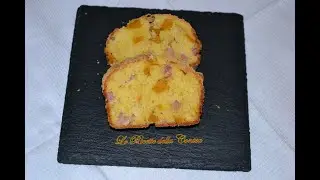 Zucca e pancetta affumicata. Plumcake salato allo yogurt greco. Ricetta facile.