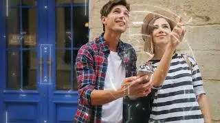 Viaje com inteligência artificial no app da Universal Assistance