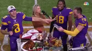 Adam Thielen Didn’t Like the Turkey and Kirk Cousins Gets Forced to Eat It🤣
