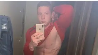 Tanner Hewison- 20 year old flexing