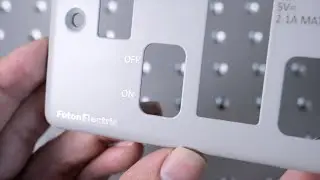 Grabadora laser de plasticos y metales, enchufes, PBC, Metales