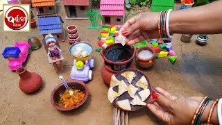 Tiny Chicken Samosa Recipe | Street Food | Indian Recipes | Perfect Samosa | Tiny Mini Kitchen