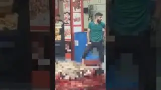 Adana'da Deveci İbo isimli işletmede yapılan koyun kesimi pes dedirtti: Kanlarını sokağa akıttılar!