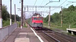 ВЛ10-1797 с грузовым и ЭД4М-0264, платформа 95 км