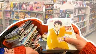 POV Manga Shopping with pals 🤗 @lyddiemoon & @Himeka_00 ✨ | Forbidden Planet, London UK