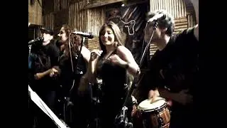 Sol Barniz - La Chaza