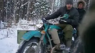 Валим на мотоцикле урал