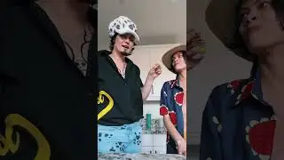 This was improv so I actually scared her 😂 #onepiece #luffycosplay #trafalgarlaw #onepiececosplay