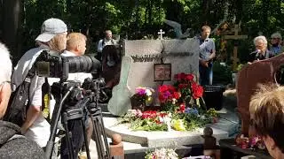 открытие памятника Валерию Чечету на Смоленском кладбище, 24.07.2021, третья суббота июля