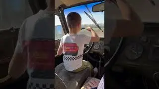 Фигачу по полевой дороге!