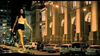Ford, Mujer Gigante por JWT Argentina
