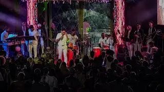 Paulito FG canta “Ana Elena” en vivo