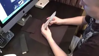 Нож  