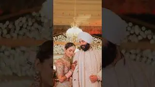 Harshdeep Kaur Serenades the Couple with a Soulful Melody at Sangeet!