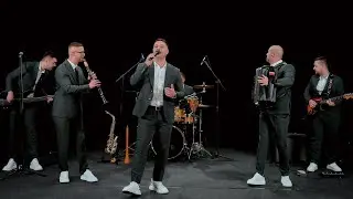 LIBERO - SPLET OD MAKEDONSKI NARODNI PESNI