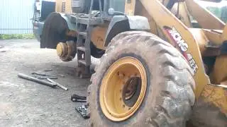 Фронтальный погрузчик LW300F замена тормозных колодок