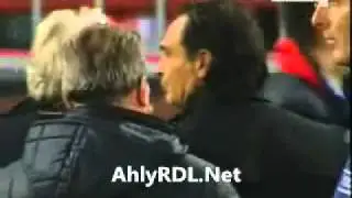 فيديو شغب جماهير صربيا والغاء المباراة ايطاليا وصربيا