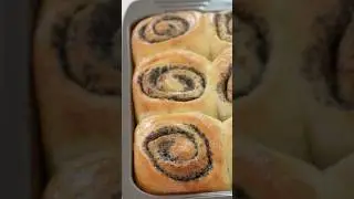 Black Sesame Roll 