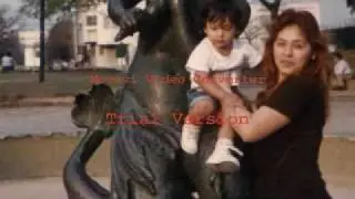 TE QUEREMOS MAMA