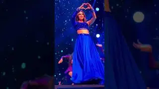 Kriti Sanon IIFA performance 💙