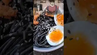 Чёрные спагетти по-азиатски с креветкой Темпура 🍤 #рецепты #пастарецепт #готовимдома