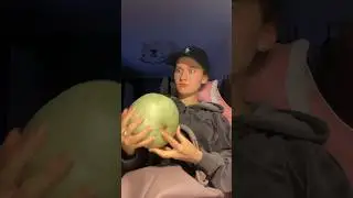 Почему он выкинул мою сумку?👜