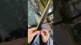 Anyone can replace Car Wipers in under 5 minutes (hooked bar)