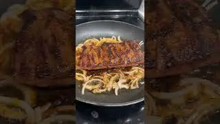 Juicy steak #steak #steaklovers #food #onion #juicy #foodlover #foodshorts #recipe