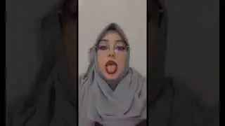 Türbanlı kız bakın ne yapıyor