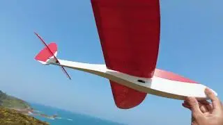 Slope acrobatics - Ocean wind in Britanny