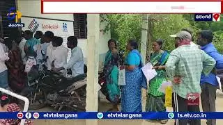 Gruhalakshmi Scheme | Women Q Line @ MRO Offices, Warangal | గృహలక్ష్మి పథకం దరఖాస్తుకు మహిళల బారులు