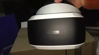 Playstation VR Skyrim Bundle Unboxing and First Look