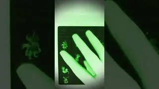 Making my Roblox avatar in night vision! #shorts 💪🙊🤘